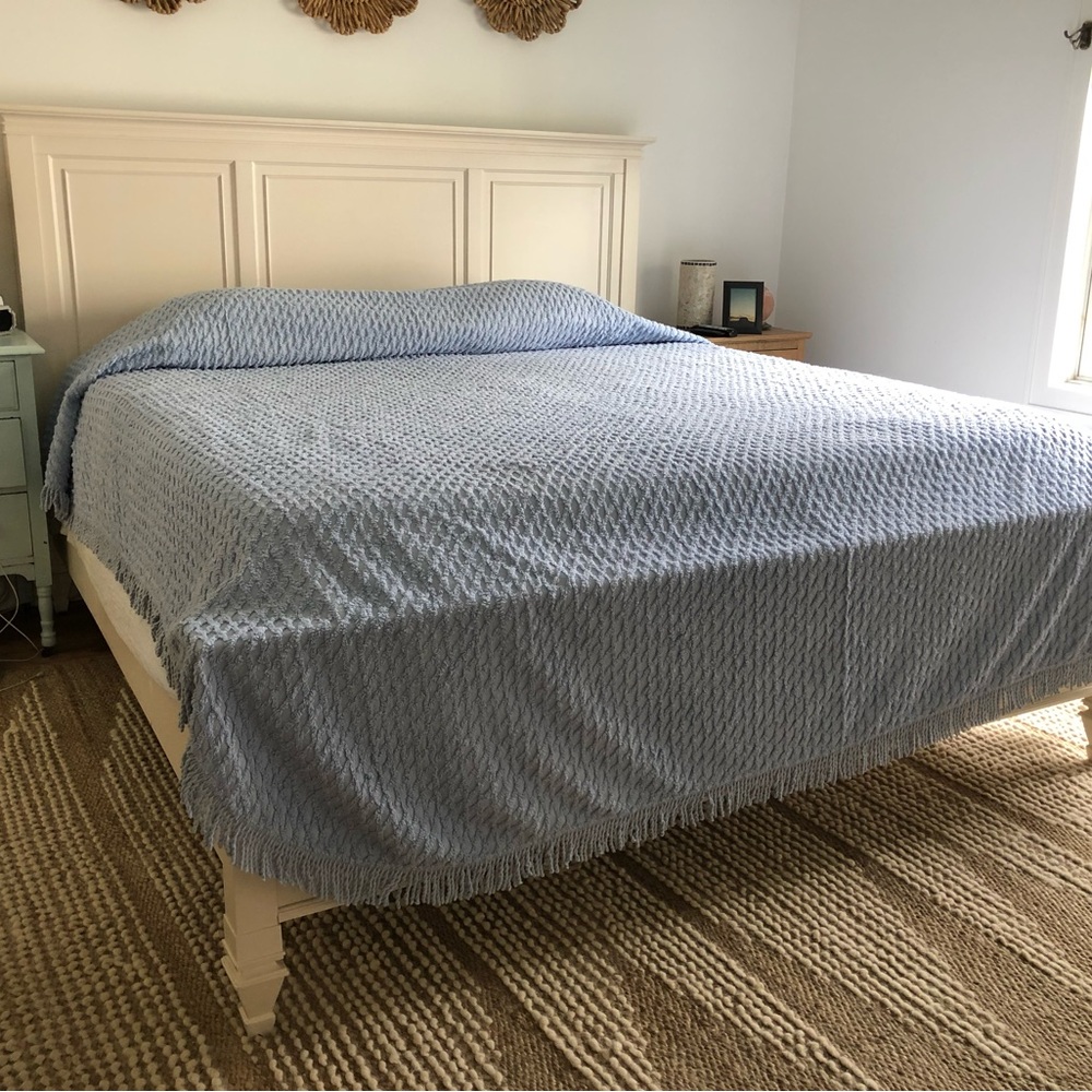 Vintage chenille bedspread